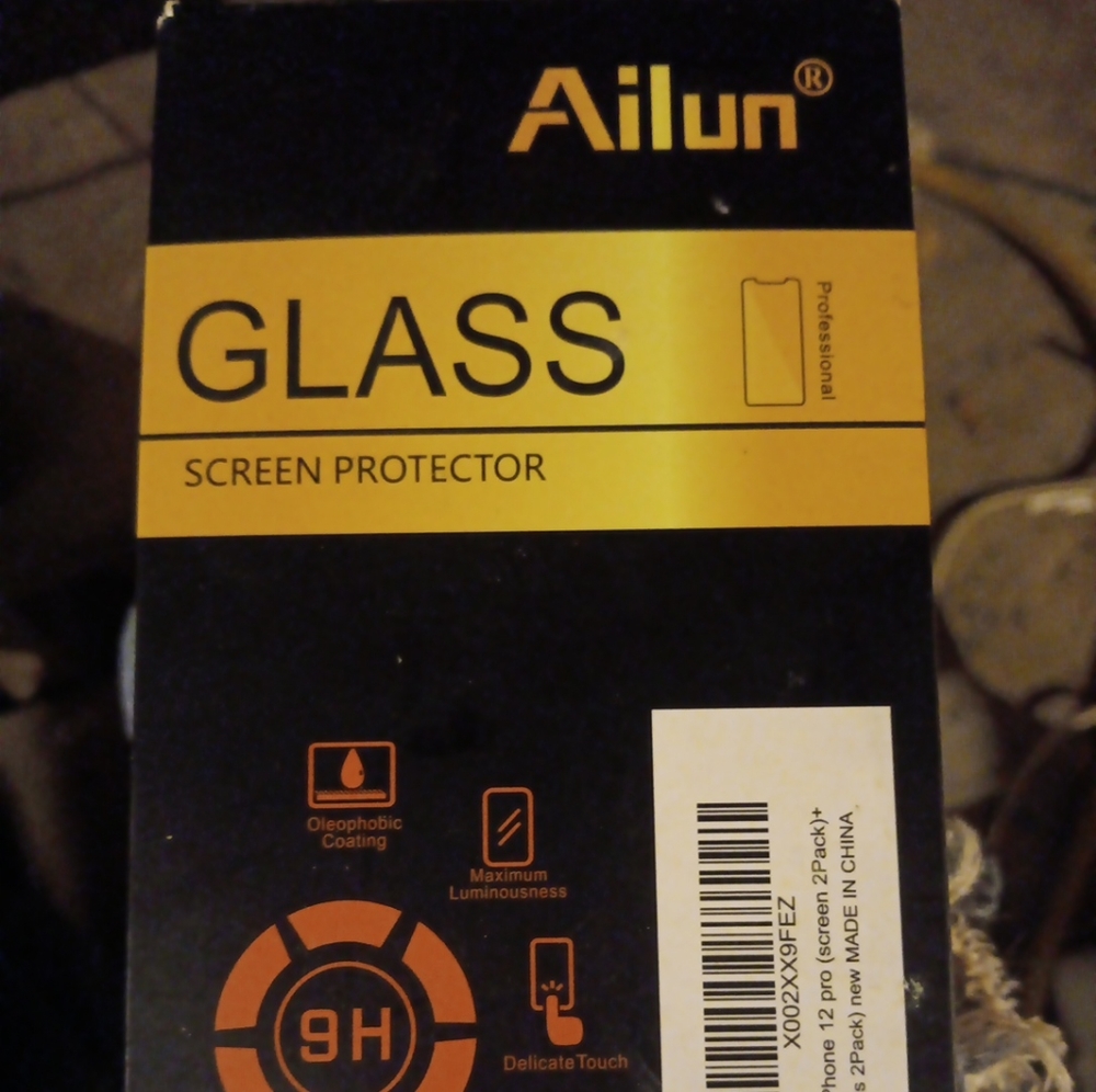 Ailun iPhone 12 glass screen protector